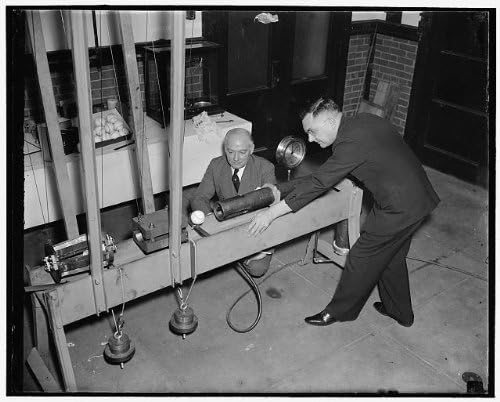 Tarihsel Bulgular Fotoğraf: Büro, Standartlar Mekanik Meyilli Tasarımlar, Test Beyzbol Topları, Edward B. Eynon, 1938